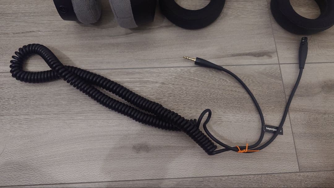 Beyerdynamic DT 700 PRO X イヤーパッド2セット付き