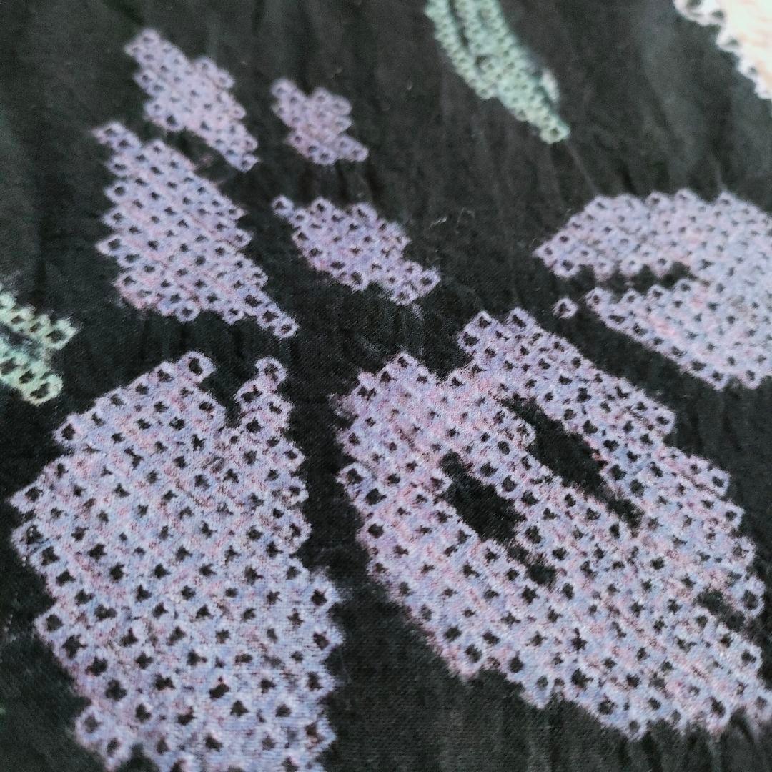 【手絞り浴衣】黒地 花柄 有松絞り 綿素材 レトロモダン