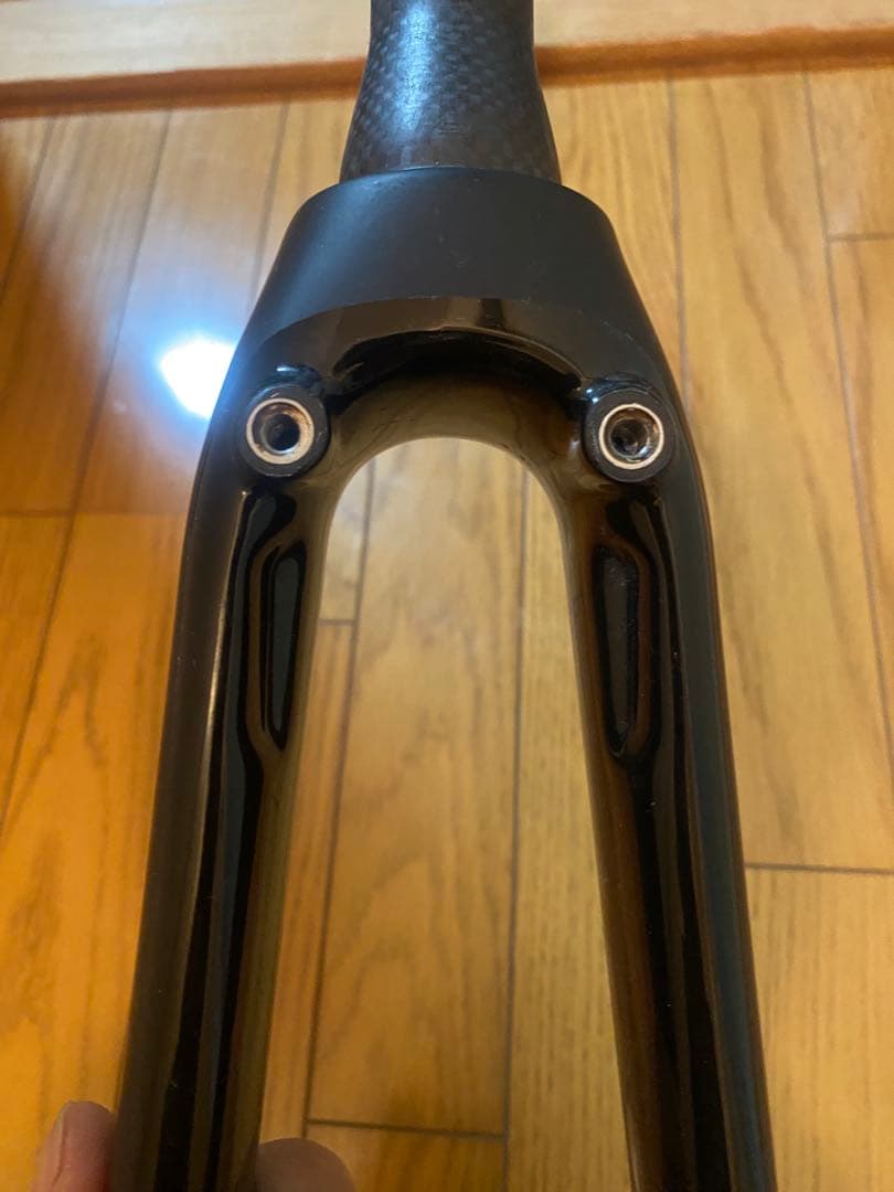 ロードバイク カーボンフォーク