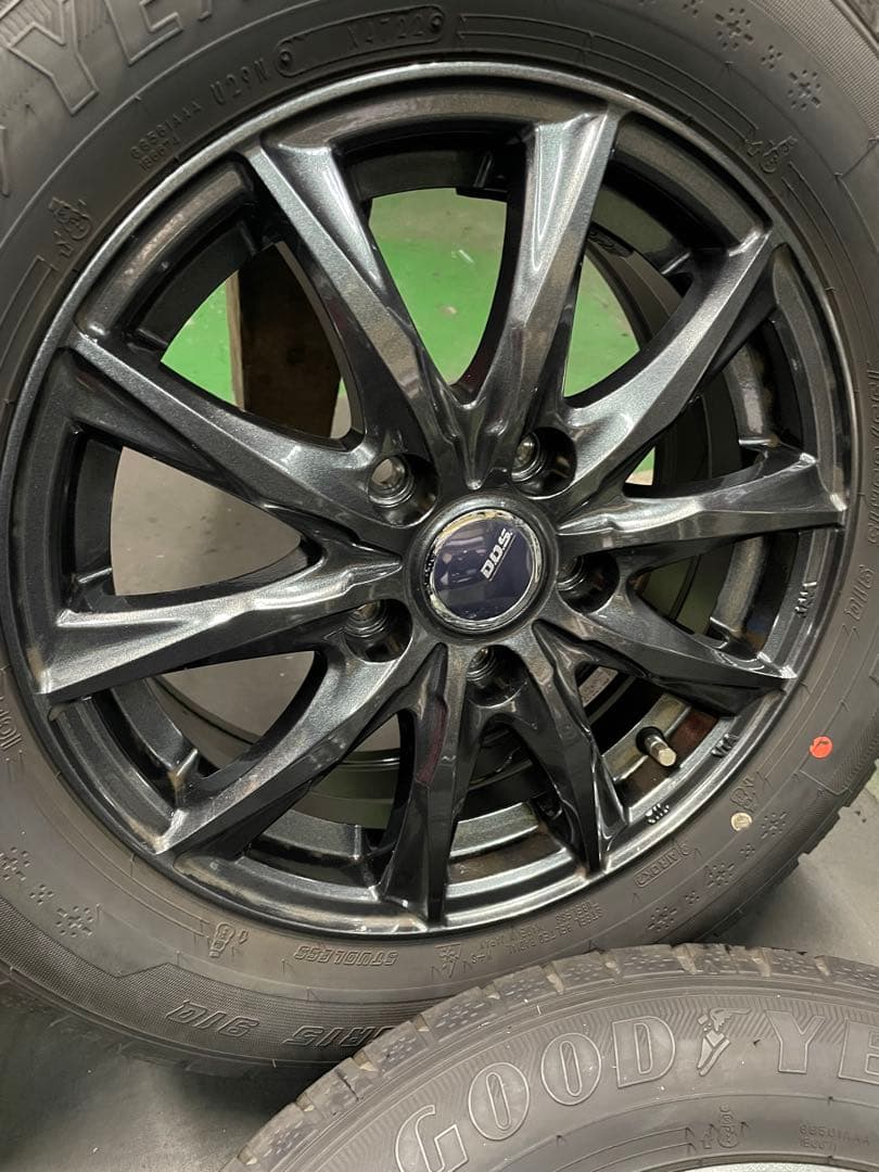 [バリ溝]195/65R15国産スタッドレスタイヤセットセレナC27 ③