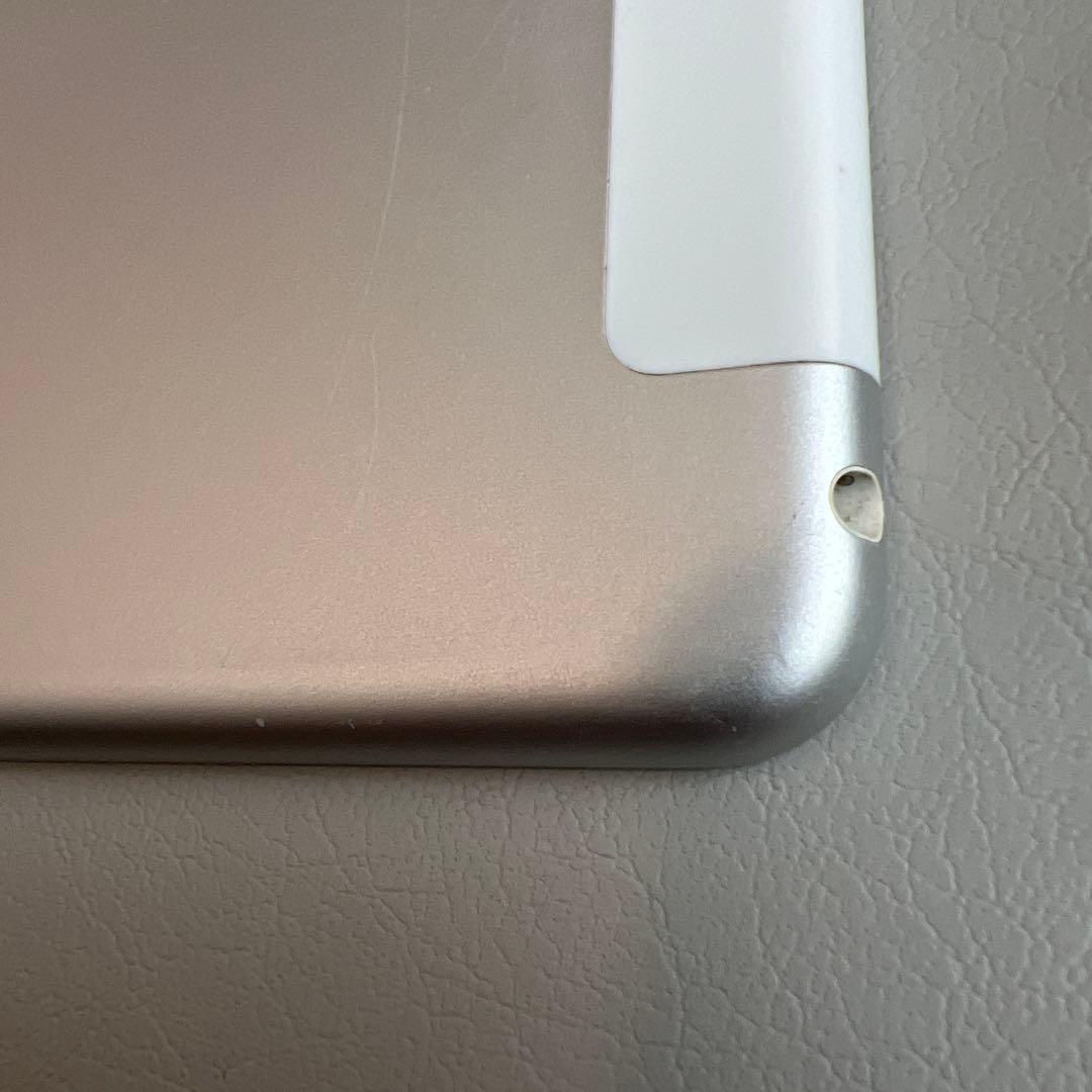 美品　ipad mini4 32gb シルバー