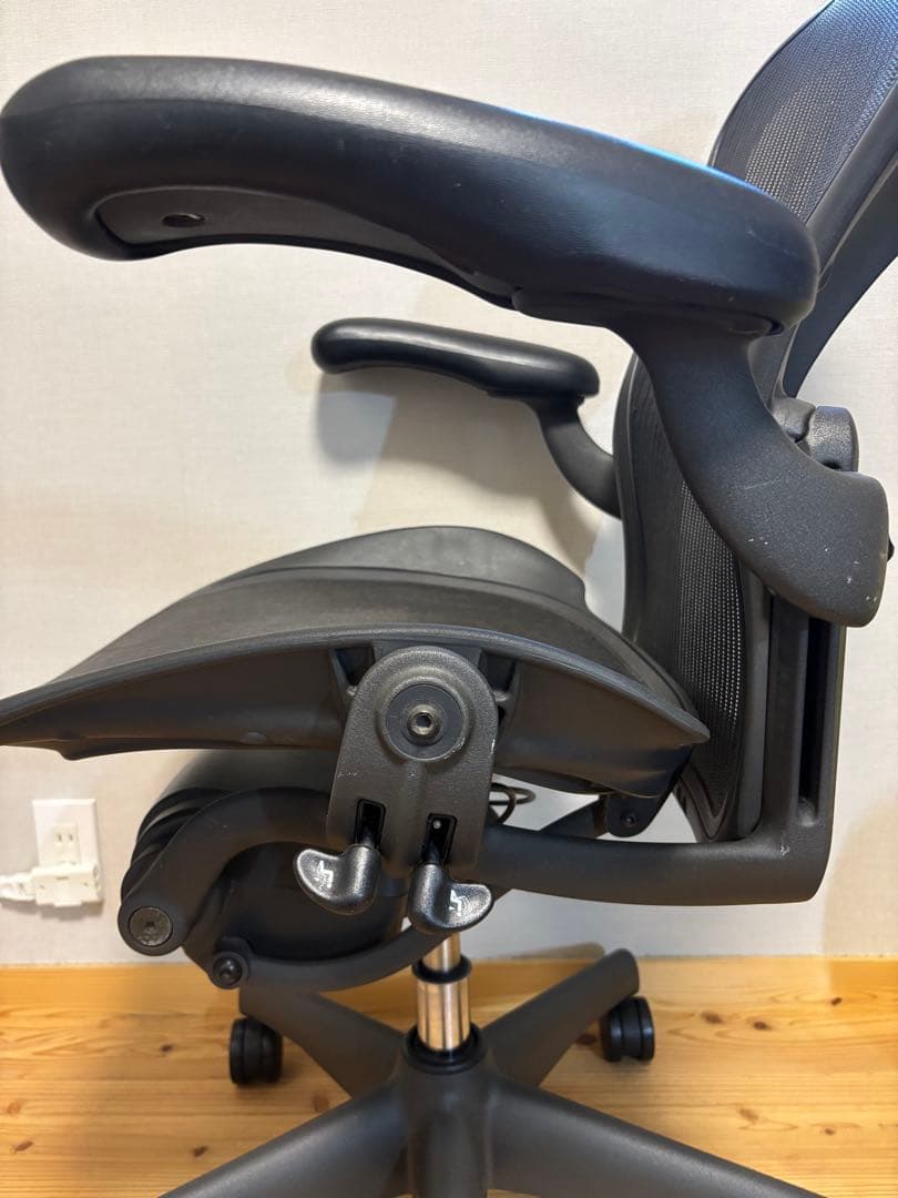 アーロンチェア SoSoGo