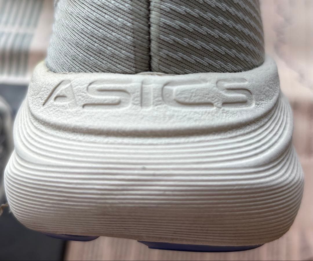 ⑩ asics　アシックス　GEL-NIMBUS 27　ランニングシューズ