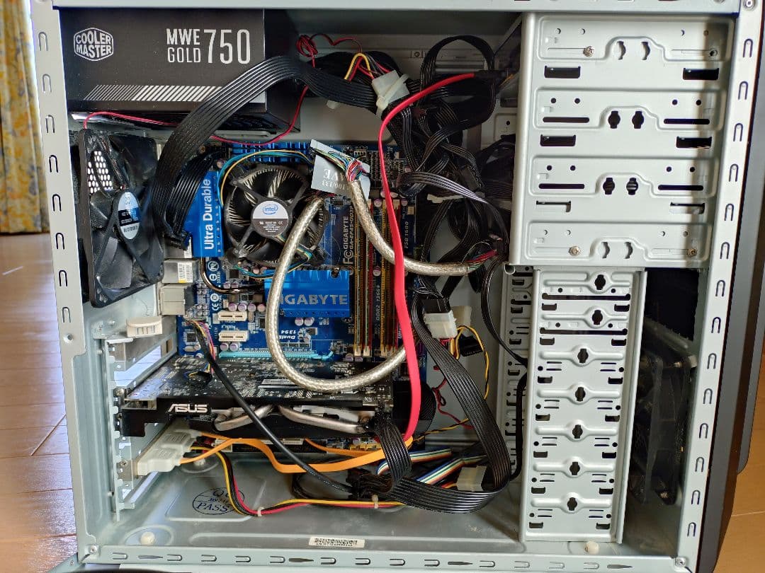 自作ATX core2 Quad　HDD無し