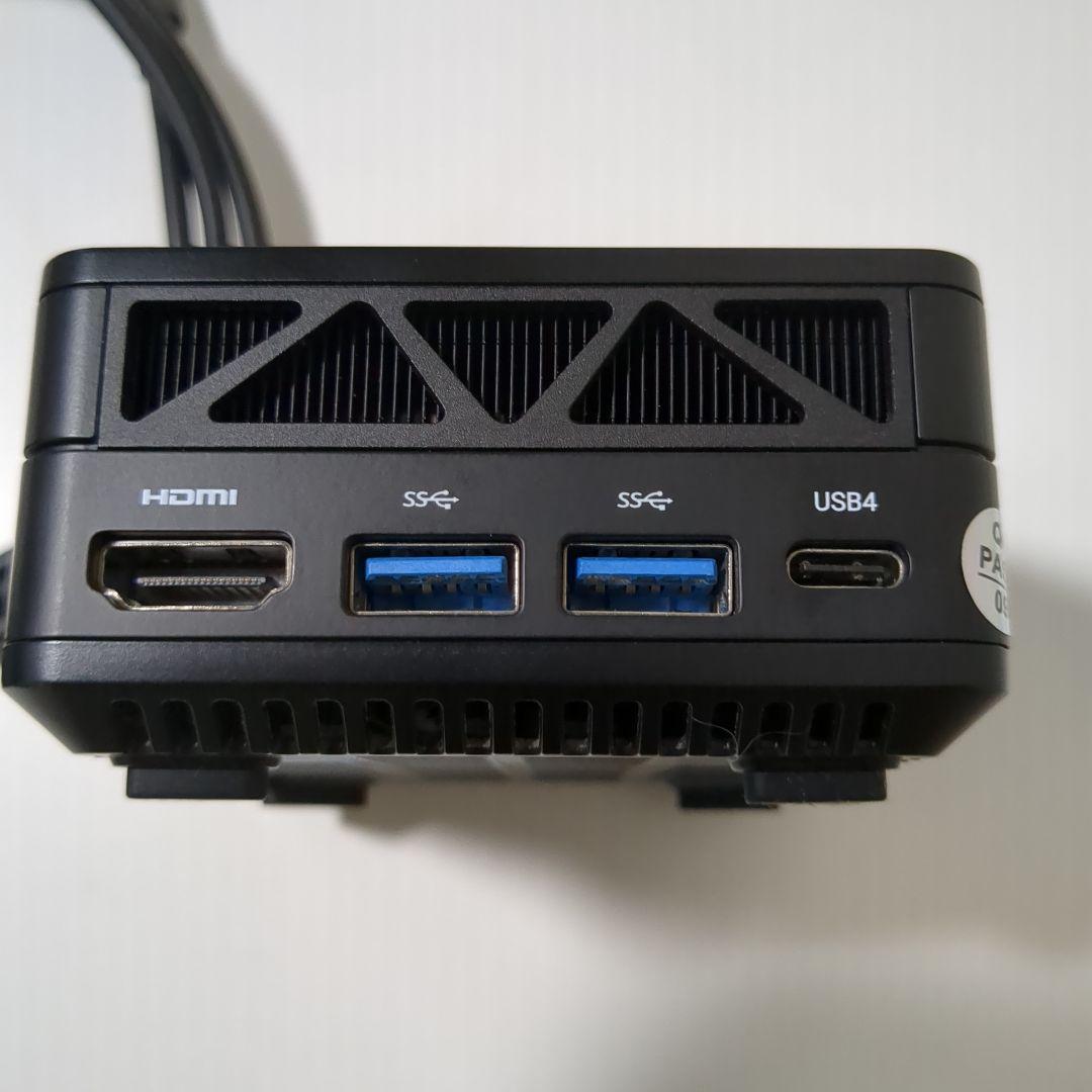 EM680 ミニPC USB-Cケーブル付属 メモリ32GBストレージ512GB