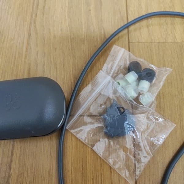 Bang&Olufsen E8 Motion イヤホン