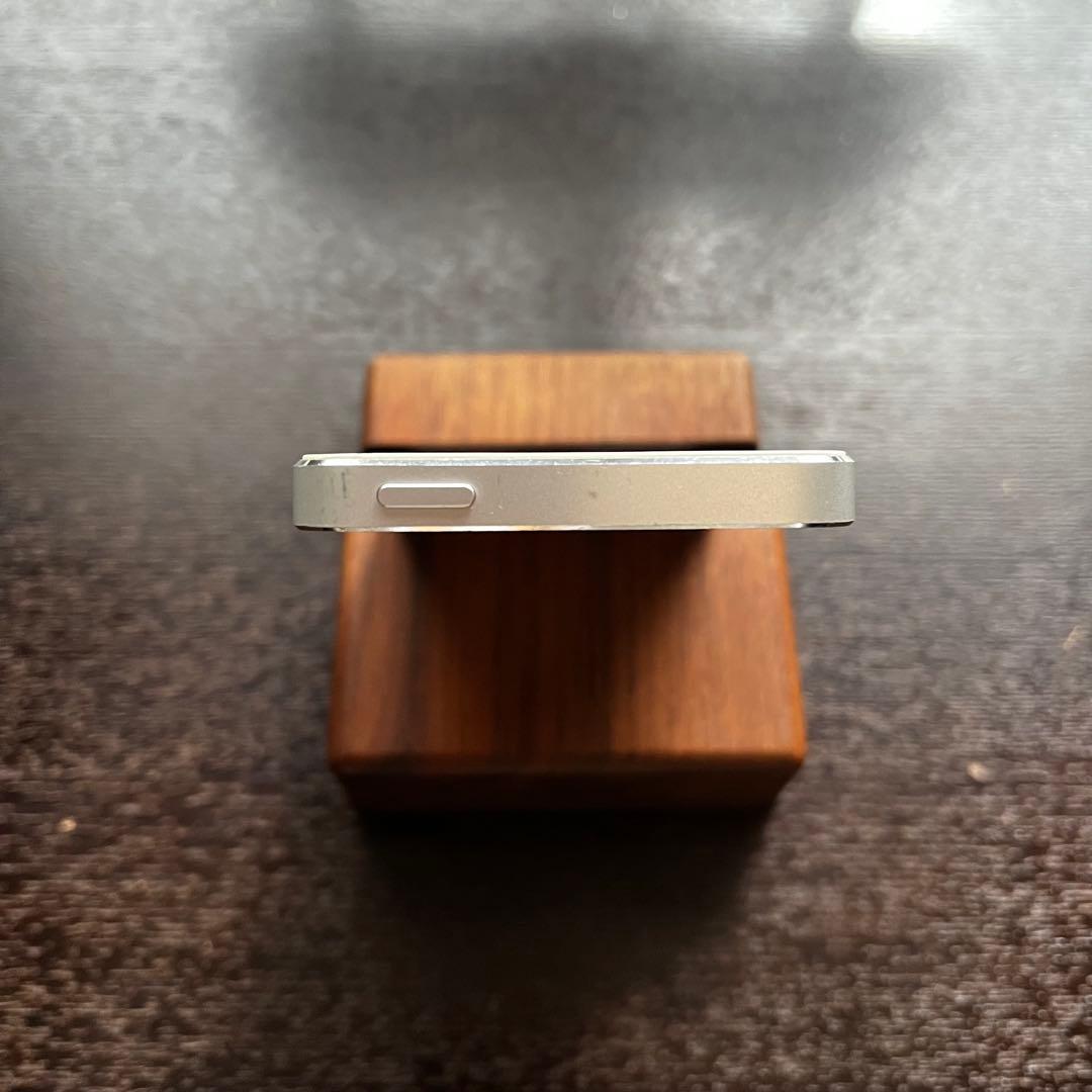 ✨バッテリー新品交換済✨Apple iPhone 5s Silver 32GB