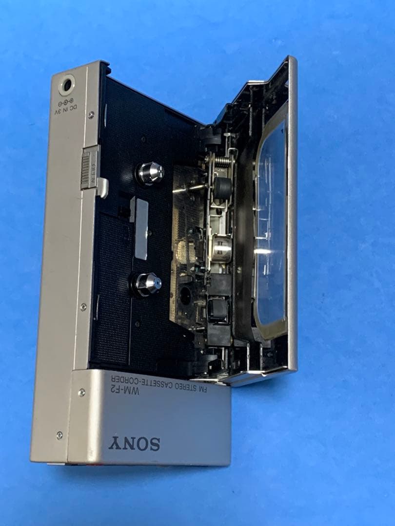 SONY WM-F2 ウォークマン　カセットテーププレーヤー