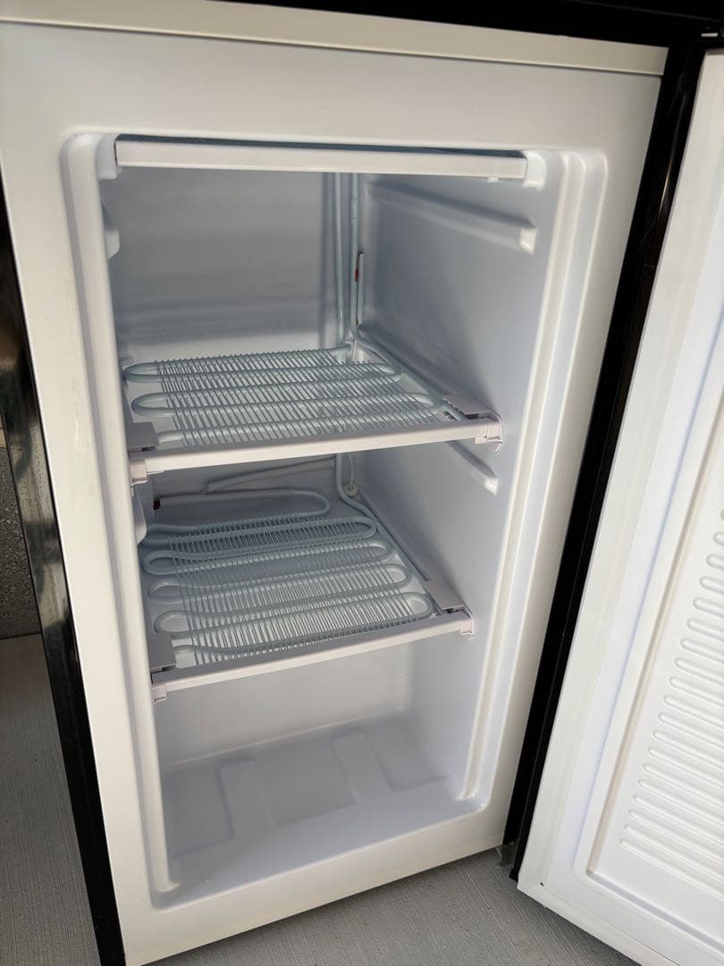 2024年製　IRIS OHYAMA ブラック 冷凍庫　IUSD-6B-B