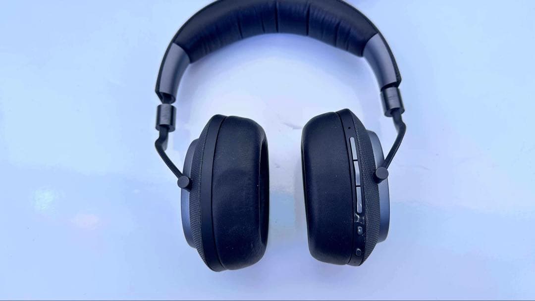 Bowers & Wilkins PX ワイヤレスヘッドホン