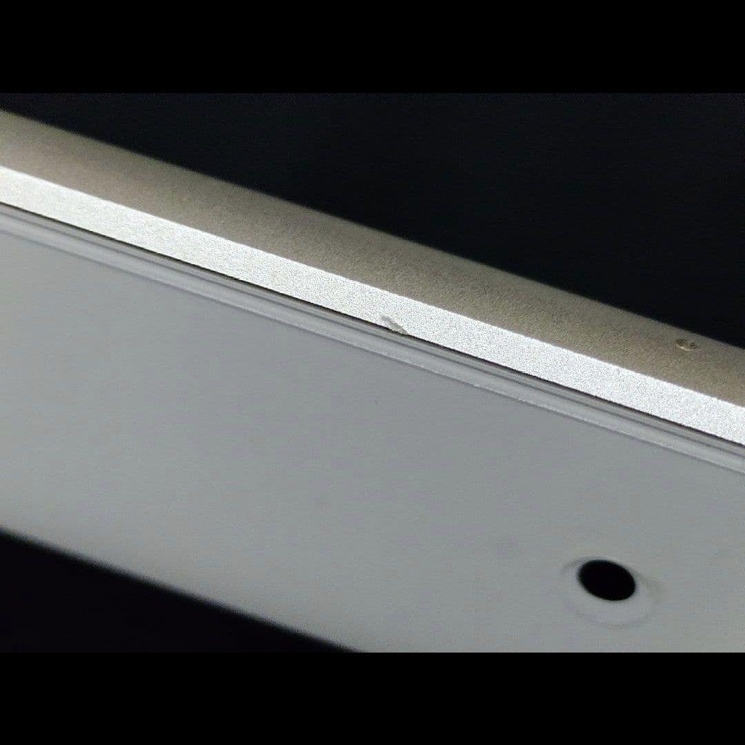 iPad 第6世代 128GB Silver Wi-Fiモデル