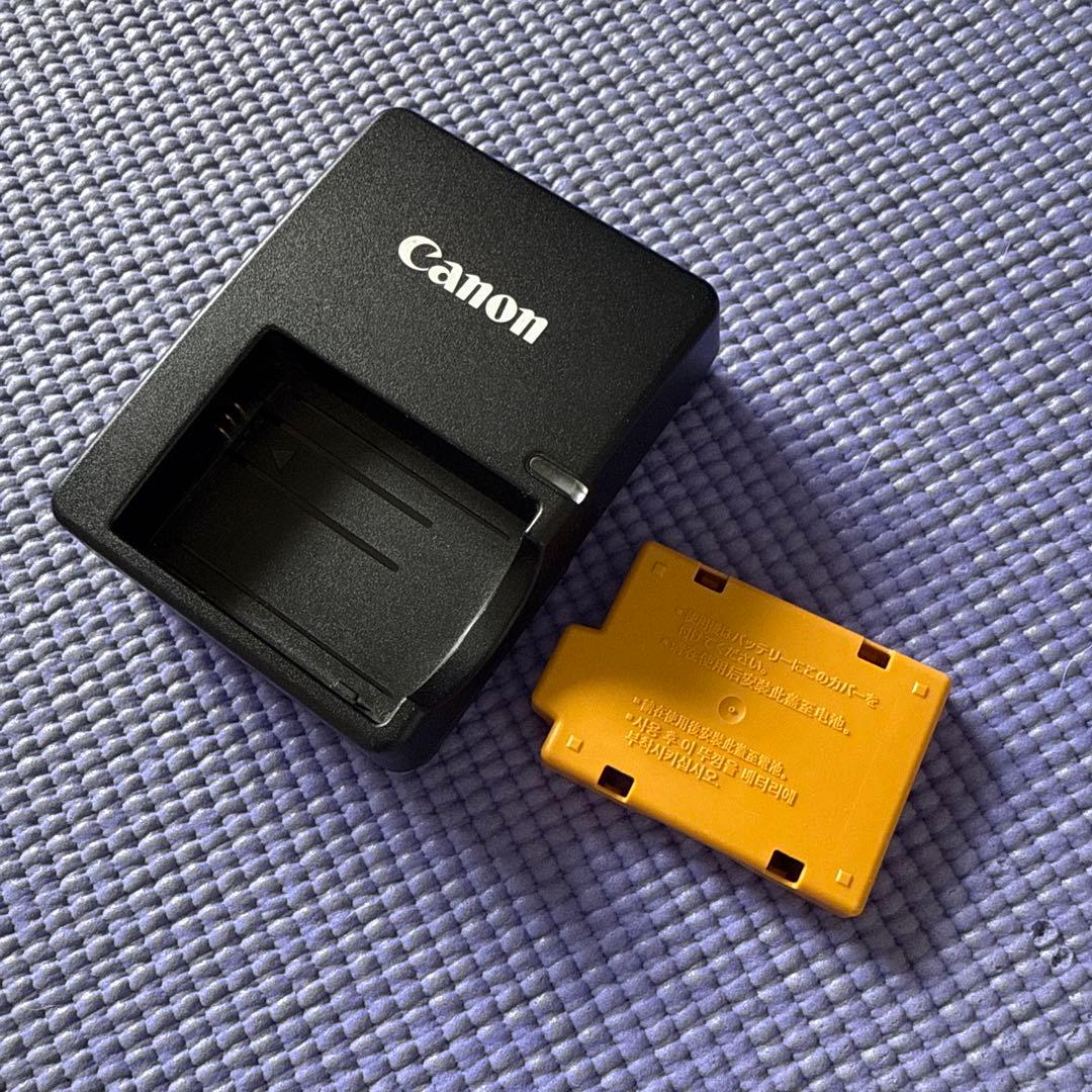 Canon EOS Kiss X2 デジタルカメラ 別売レンズ、フラッシュ付き