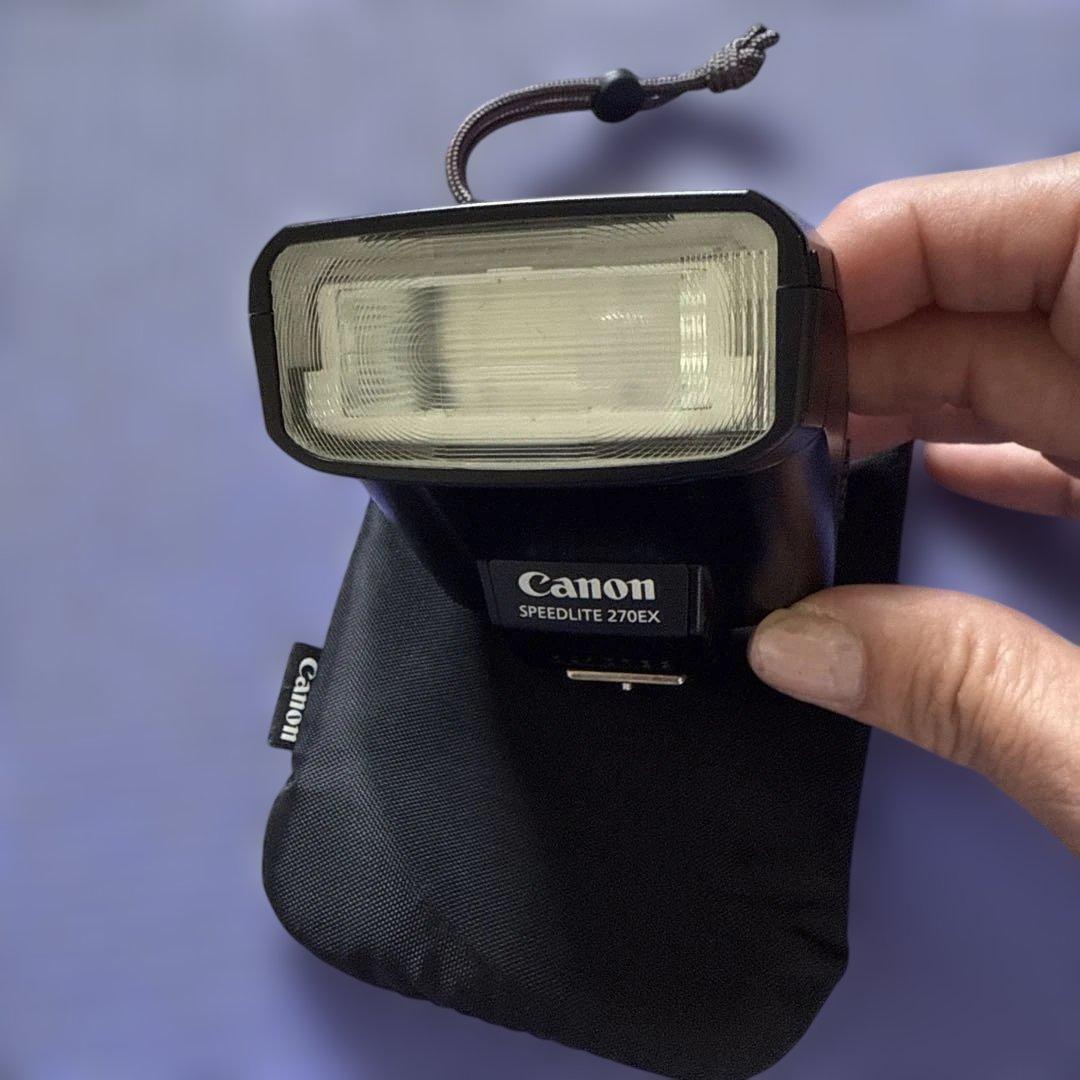 Canon EOS Kiss X2 デジタルカメラ 別売レンズ、フラッシュ付き