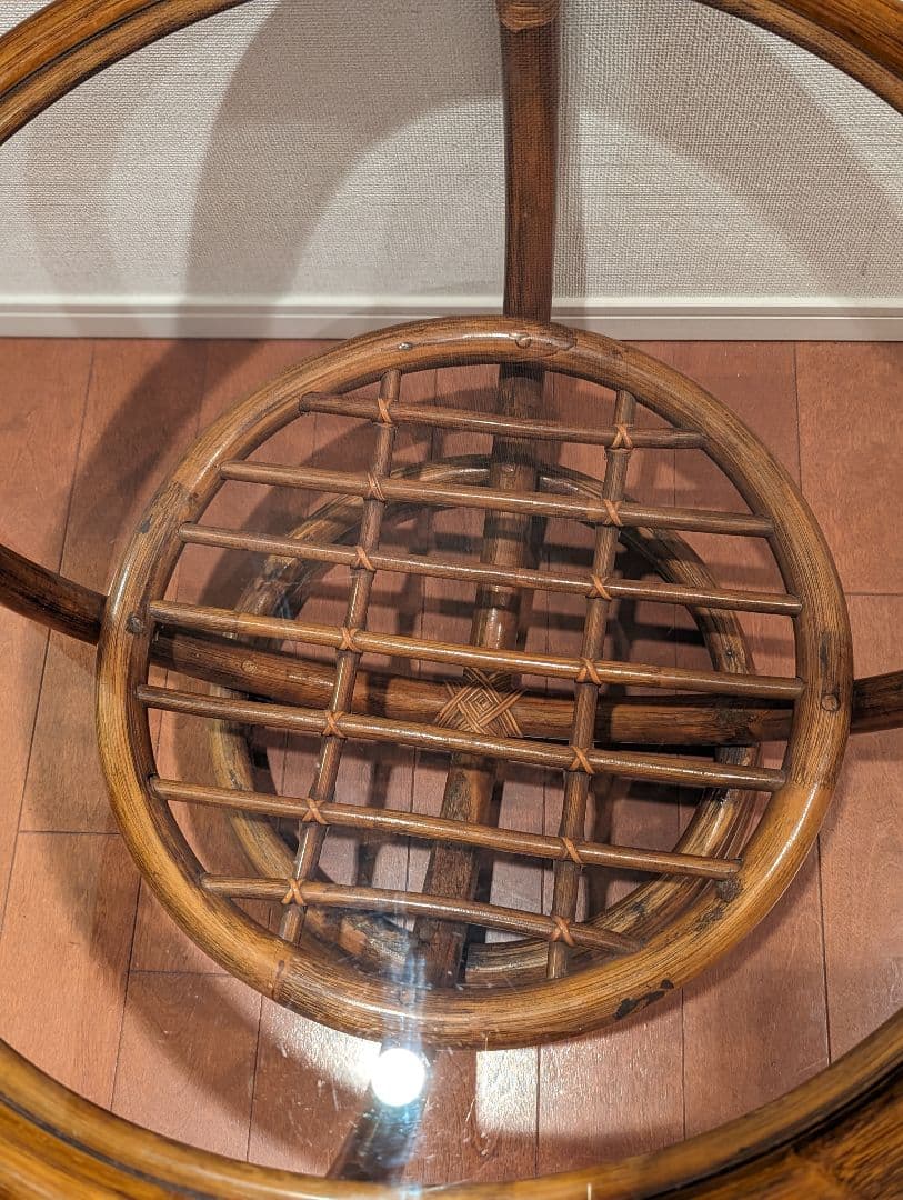 籐のガラステーブル　ラタンガラステーブル　丸テーブル　センターテーブル　丸　円型