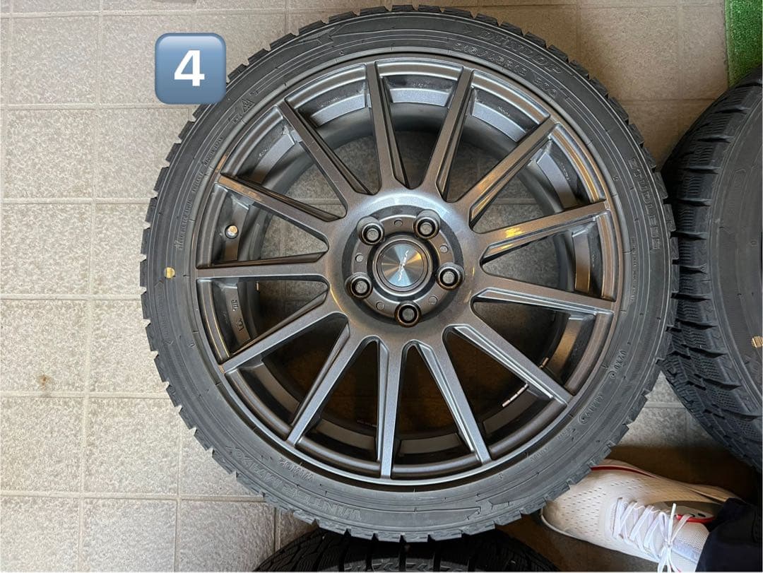 18インチVELVA BLACK DUNLOP WINTER MAX WM02