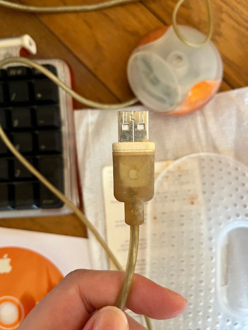 初代 iMac G3 タンジェリン　オレンジ ジャンク扱い