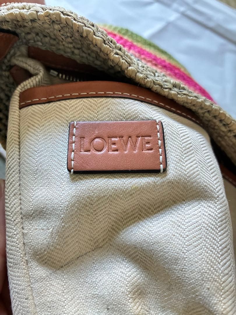 ロエベ　レインボーショルダーバッグ　カゴバッグ