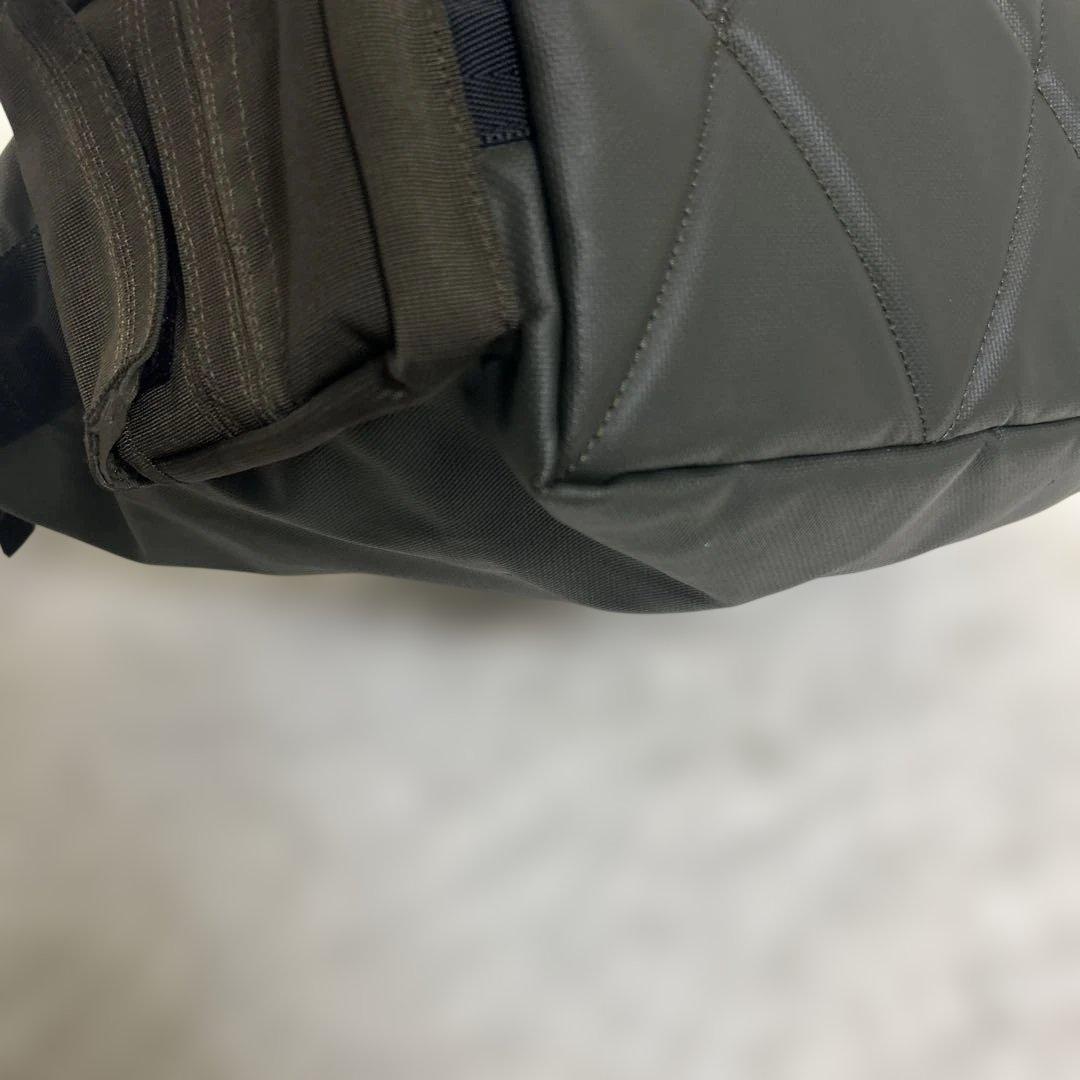 希少　美品　ポーター プリズム　ショルダーバッグ　ボディバッグ　A4収納可