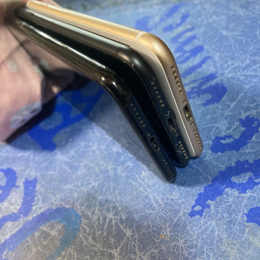 3台セット⭐︎iPhone7⭐︎SIMフリー⭐︎ 128GB 1台と32GB 2台