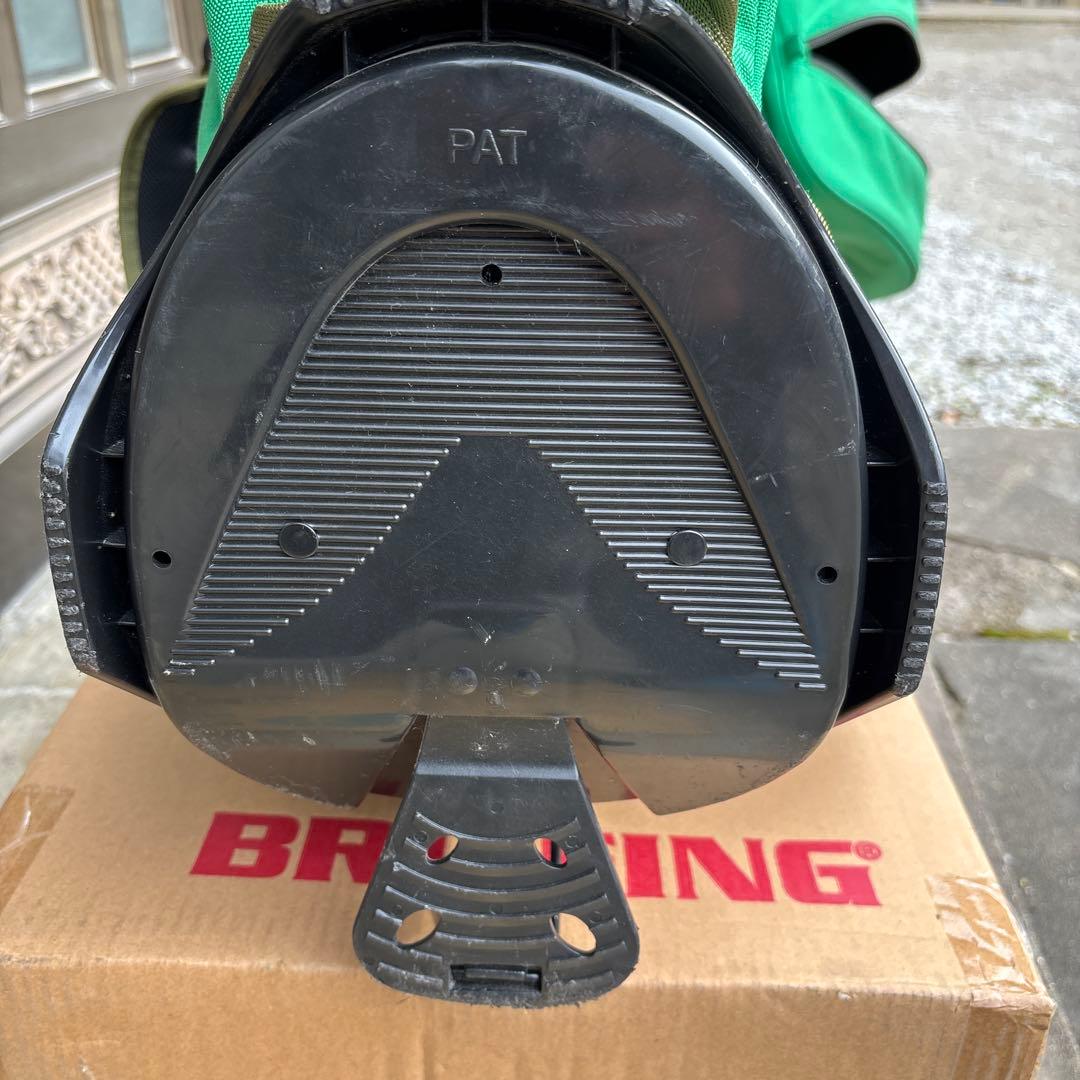 限定100個のBRIEFING グリーンキャディバッグ 箱付き