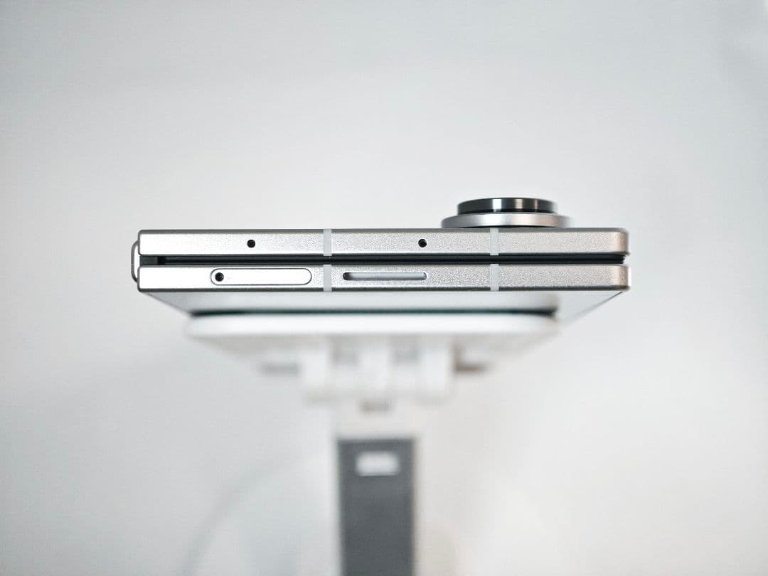 【Aランク】Galaxy Z Fold7 シルバーシャドウ 256GB 韓国版