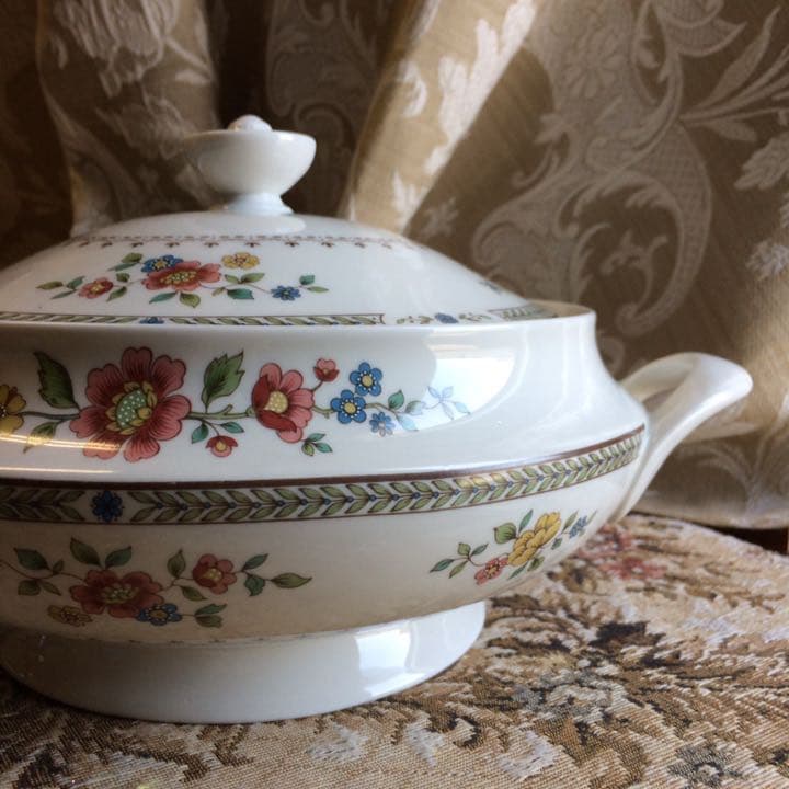 英国製   【covered vegetable】