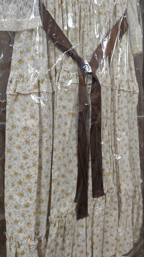 InnocentWorld　小さなブーケのショール風ワンピース　新品未使用