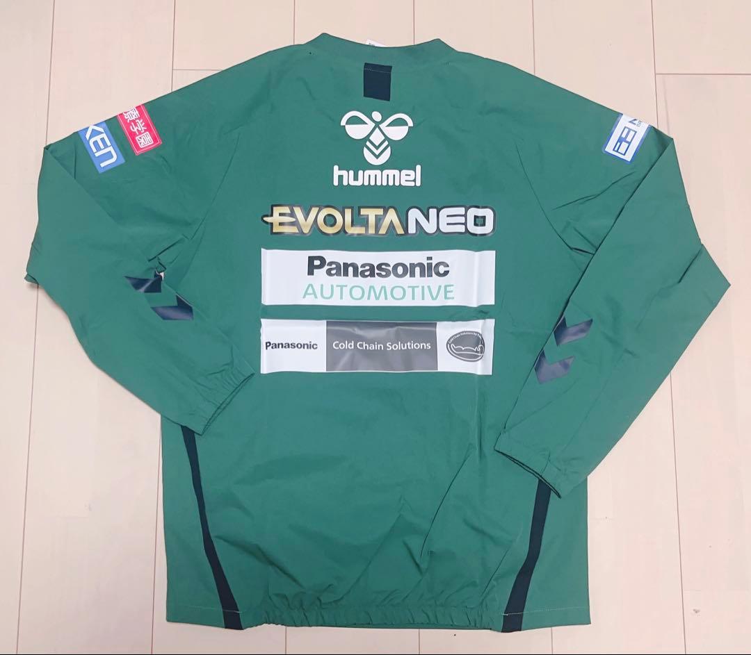 新品 ヒュンメル ガンバ大阪ウーブントレーニングトップ