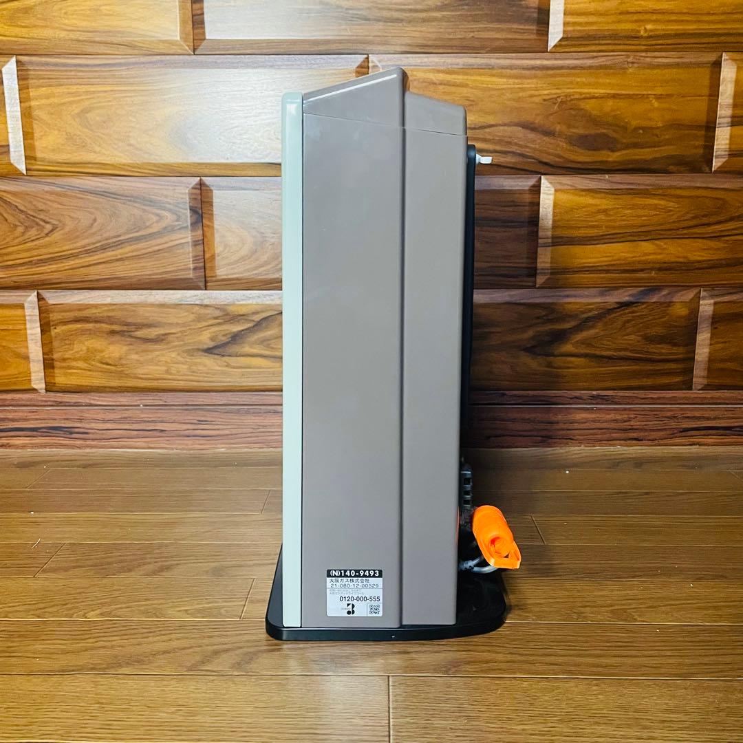 未使用 ガスファンヒーター RC-Y4001E 都市 11畳〜15畳 21年製