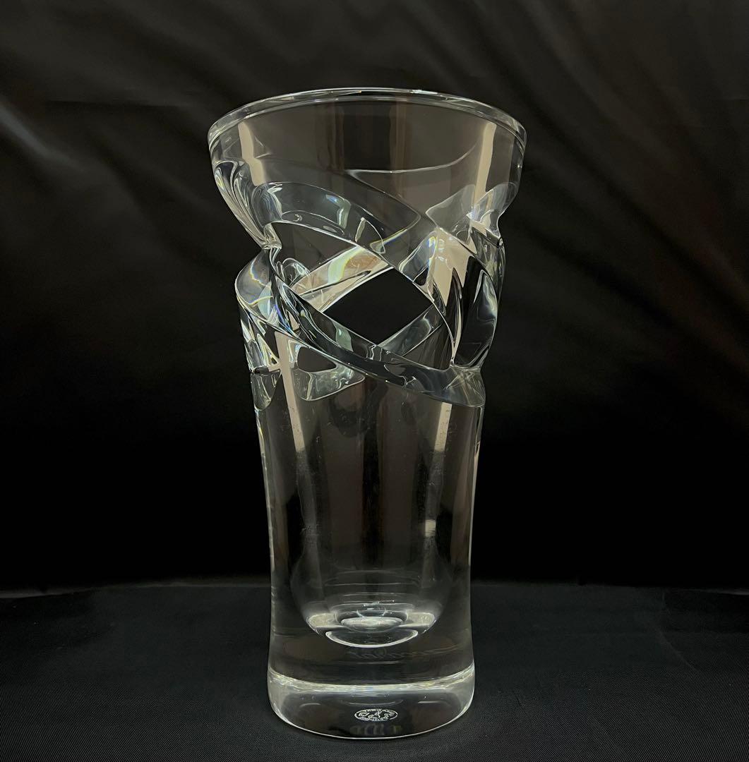 ハ*ナ様 バカラ トルネード 花瓶 斬新なデザインが高級感溢れるフラワーベース