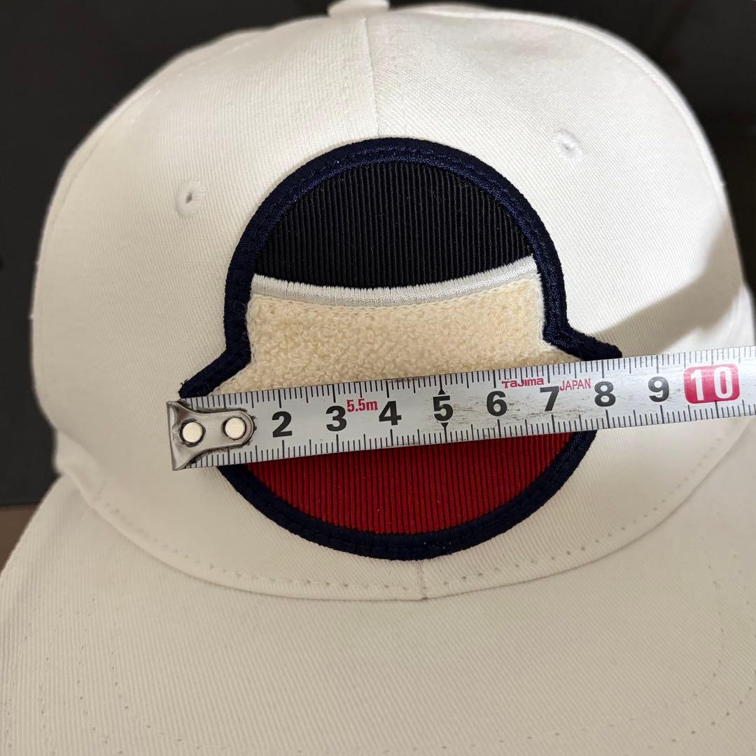 モンクレール　キャップ　デカワッペン　帽子　ホワイト　国内正規品 4K19