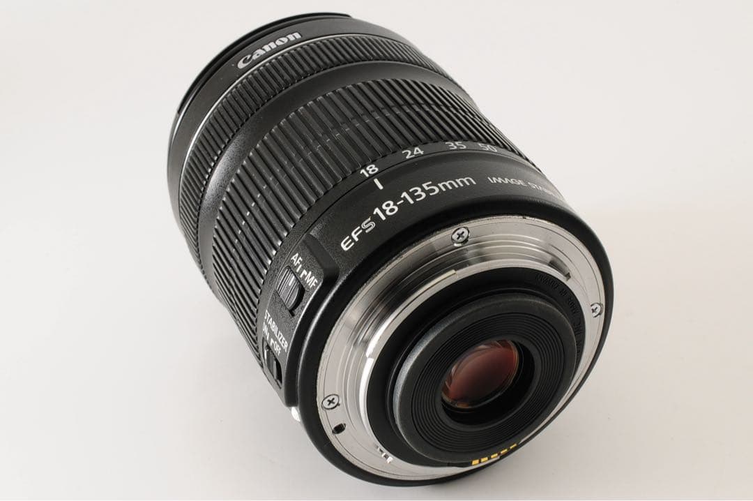 キャノン Canon EF-S 18-135mm f3.5-5.6 IS STM