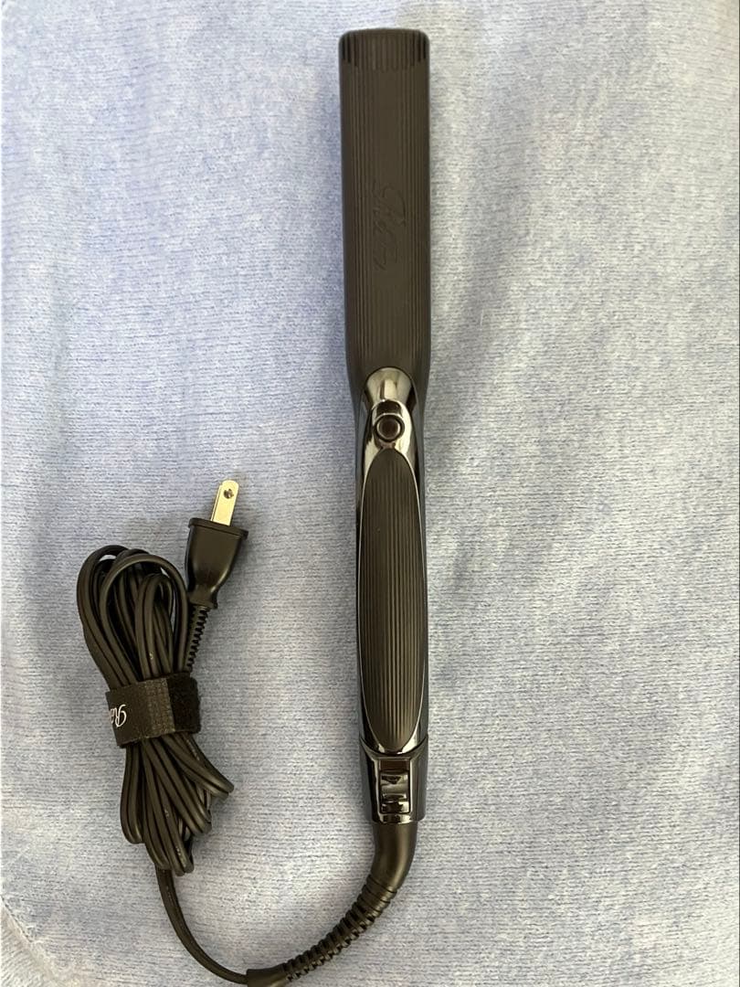 リファ　ストレートアイロンプロ　ブラック