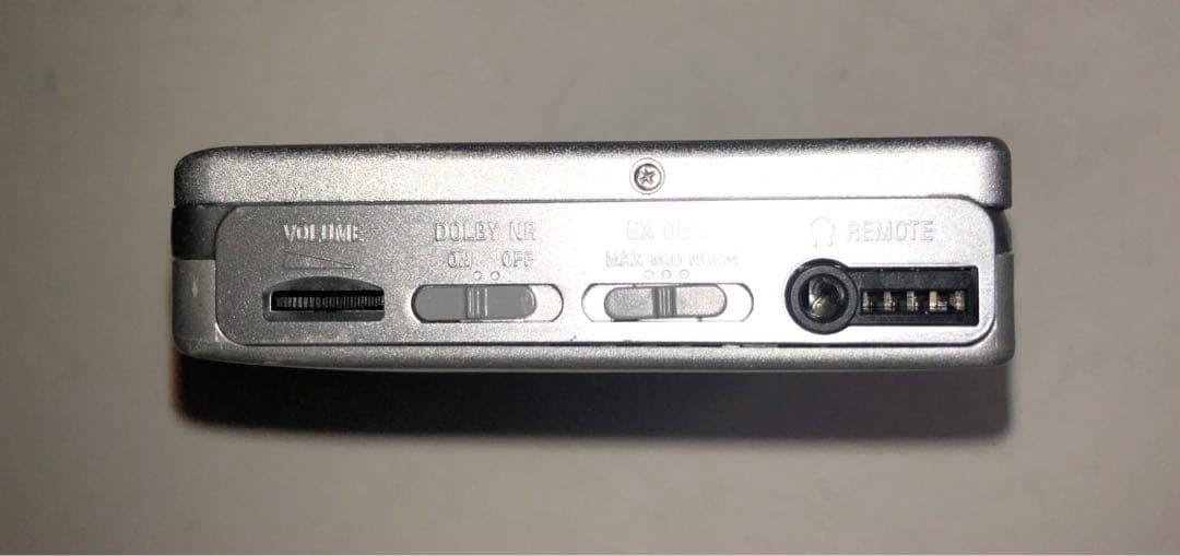 液漏れ復活、普通品WM-EX622 SONYカセットウォークマン可動品Qシルバー