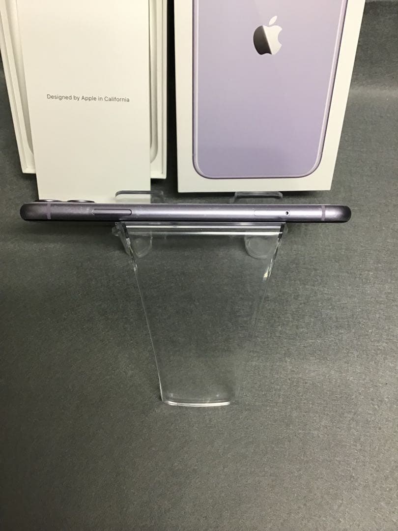 美品 国内版 SIMフリー　iPhone11 64GB パープル色
