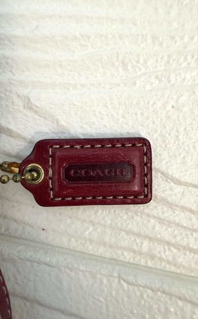 【美品レア】コーチ　アクセサリーポーチ　シグネチャー　ボルドー