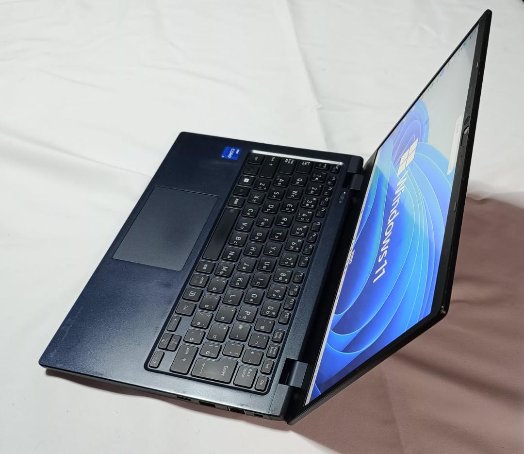 Dynabookわずか978g 11世代 i7/16G/512G 激速、オフィス