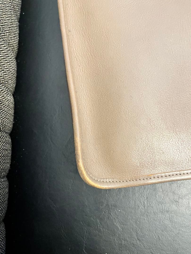 イルビゾルテ　レザートートバッグ イタリア製