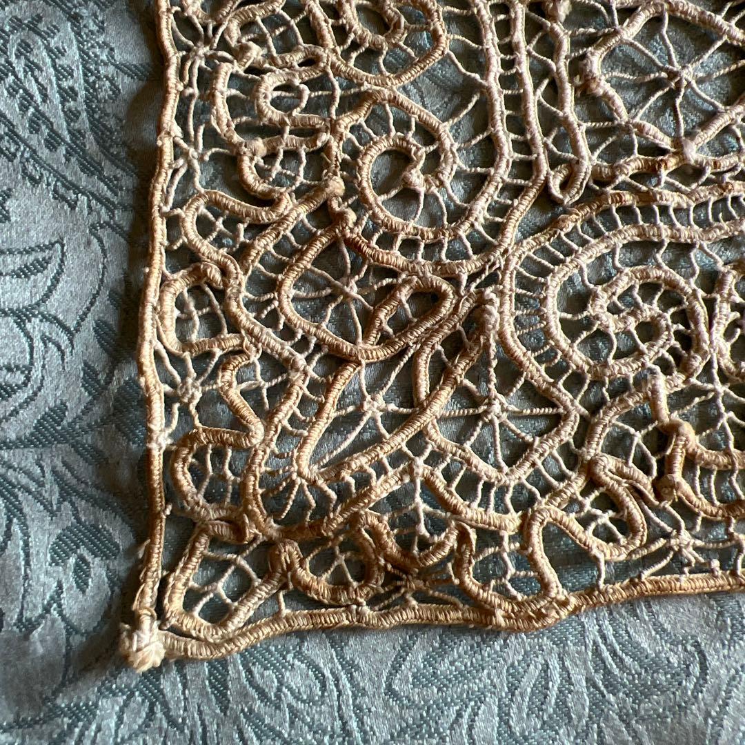 ベージュ　アンティークレース　フランス