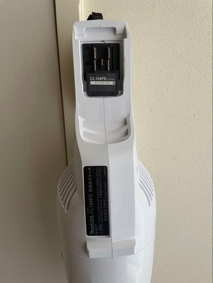 Makita CL108FD スティッククリーナー 本体　充電器付き