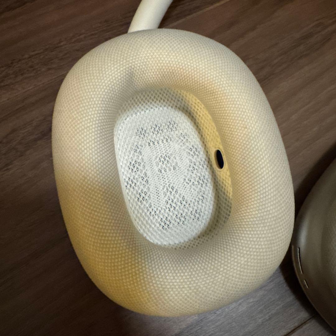 AirPods Max USB-C スターライト Apple MWW53ZA/A