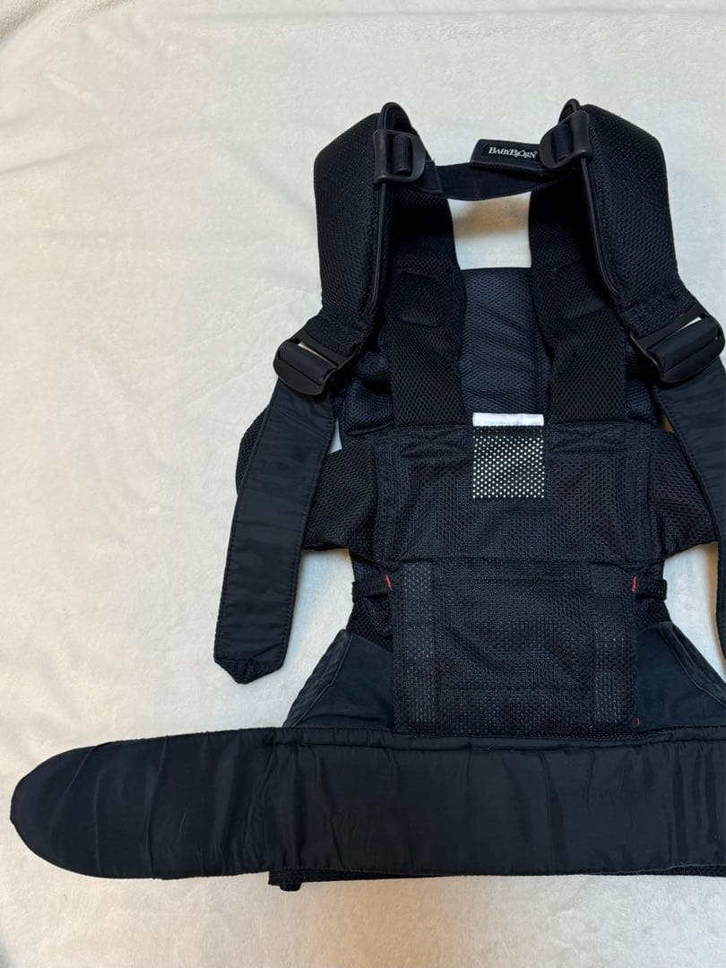 ⚠︎まあ　極美品✴︎除菌済み BABYBJÖRN ベビージョルン ワンカイエア