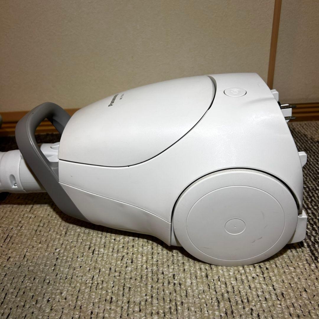 Panasonic 掃除機 紙パック式 クリーナー キャニスター 2022年制