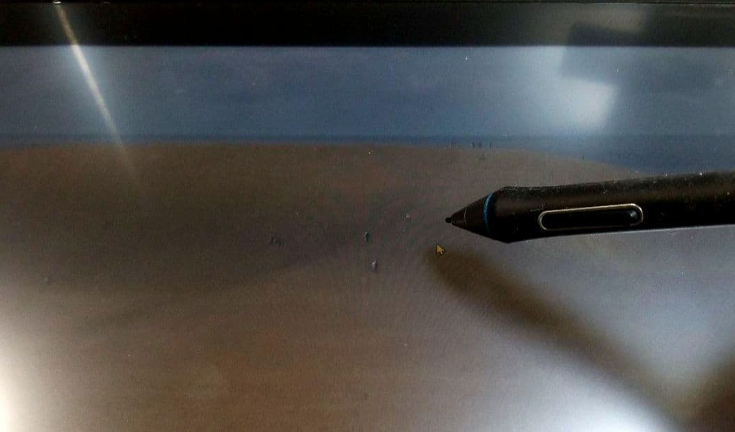 ワコム　液晶ペンタブレット　DTH-1300/K0　Touch/PEN両用