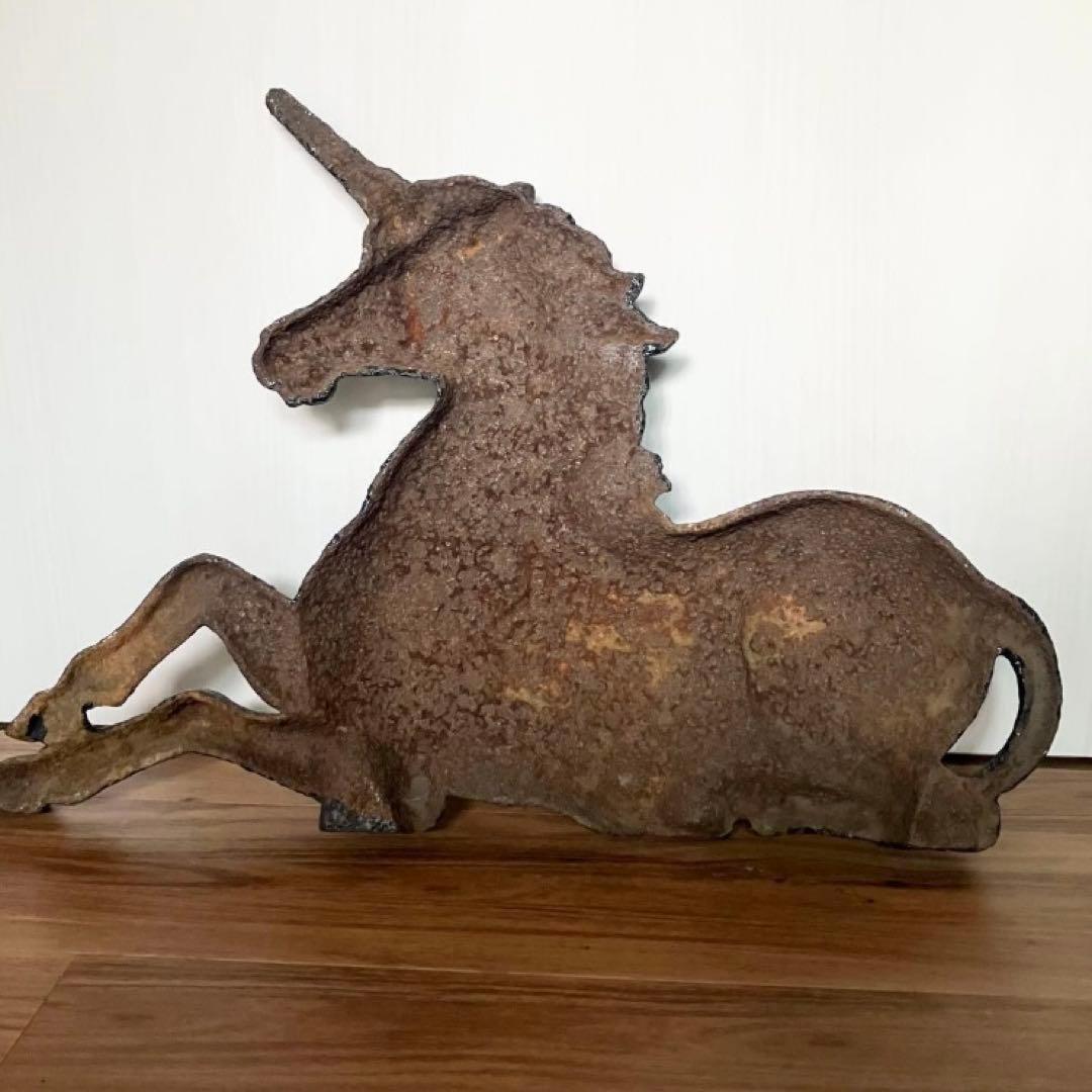 フランスアンティーク　ユニコーンのオブジェ　置物