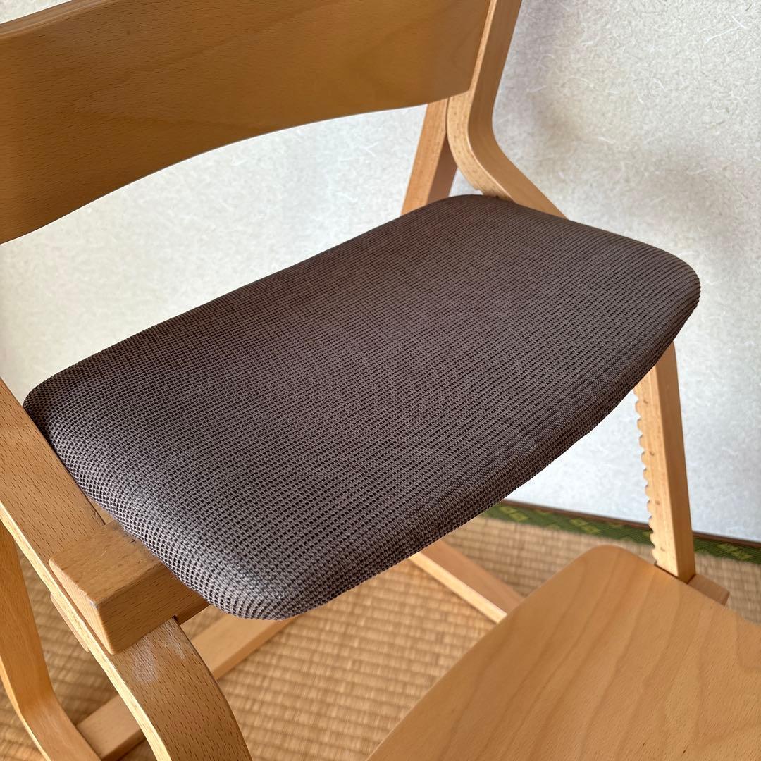 豊橋木工　アップライトチェア