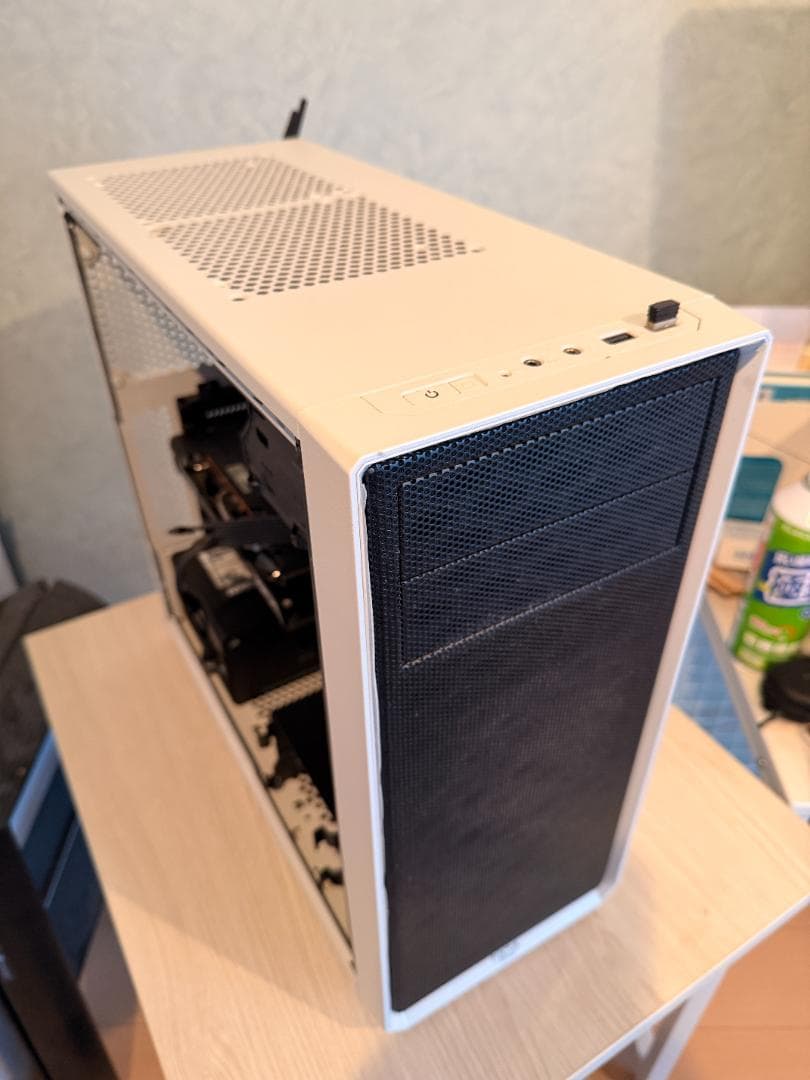 デ*ィ様 Ryzen5 5600X 6-core,Radeon RX6500XT