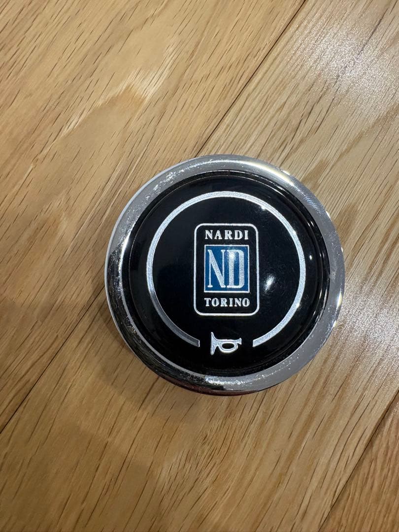 明日まで値下げ！NARDI ステアリング　36φ