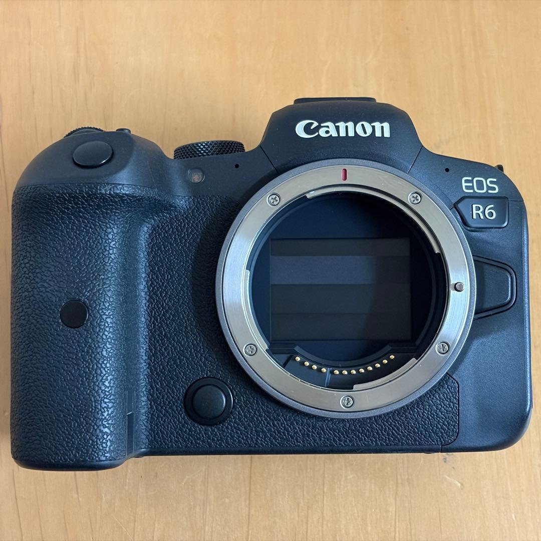 Canon EOS R6 ミラーレス一眼 本体 バッテリー3個付き