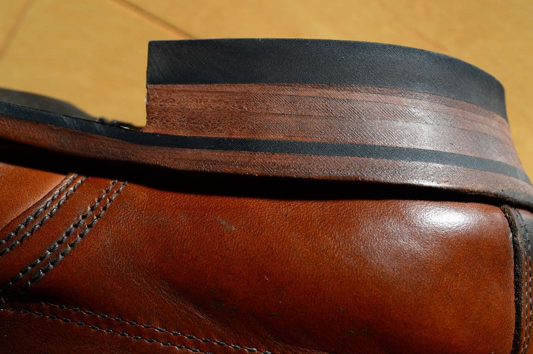 ホワイツセミドレス